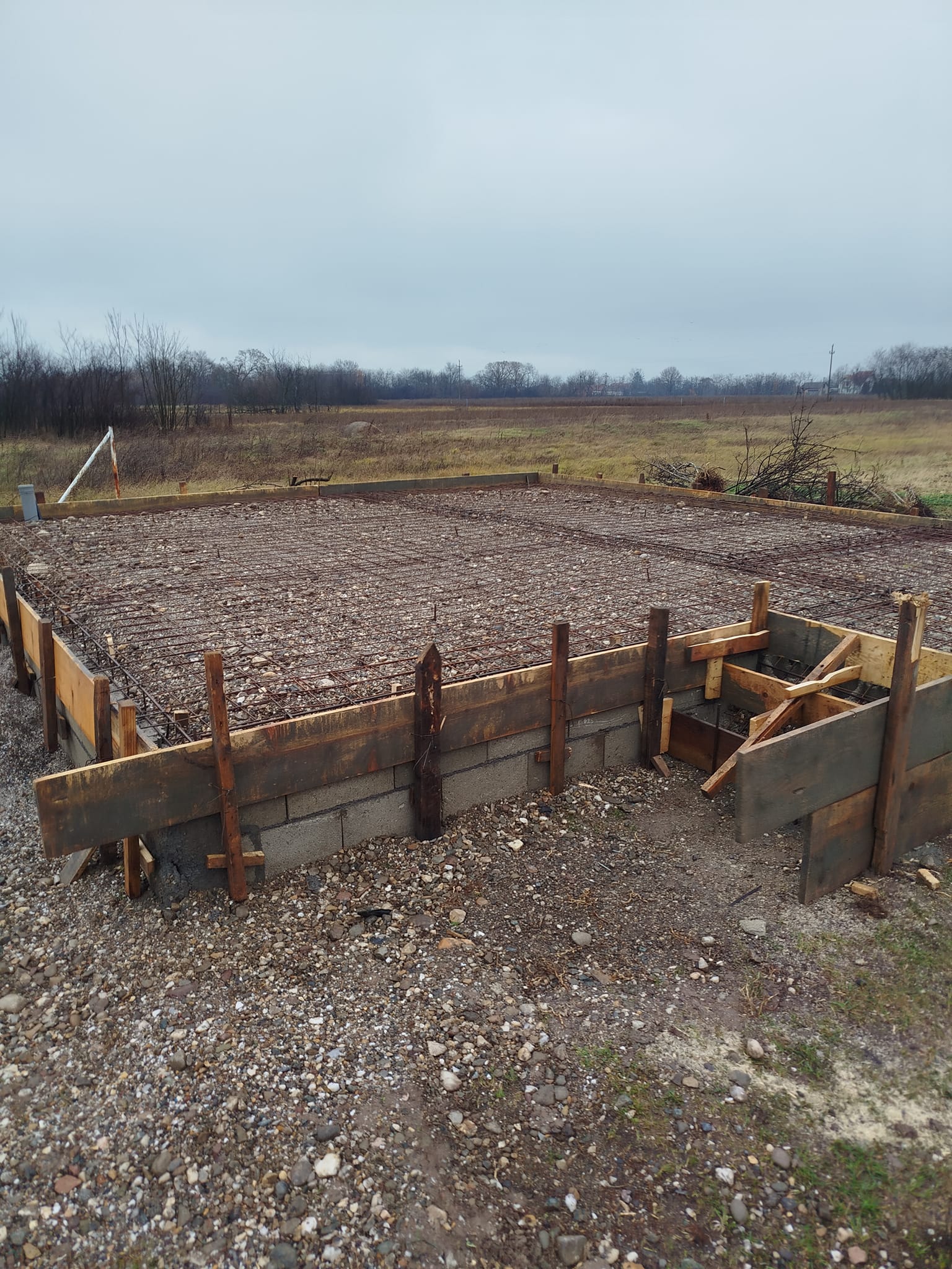 Izgradnja temenja, betoniranje, grubi i fini radovi